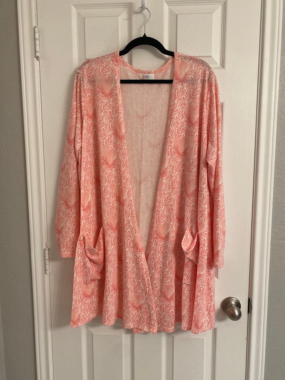 LuLaRoe whimsical Caroline Cardigan Size XL Soft Pink - Heart Damask Coquette